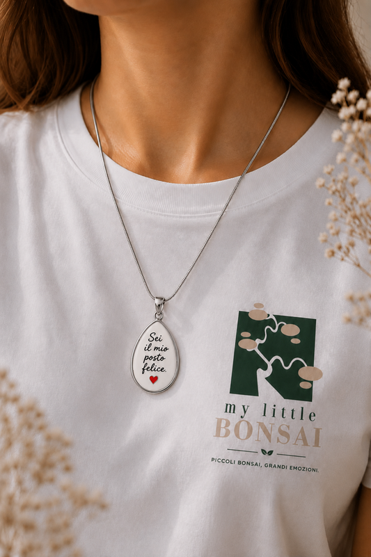 Collana “Sei il mio posto felice” – Gioiello con frase scritta a mano